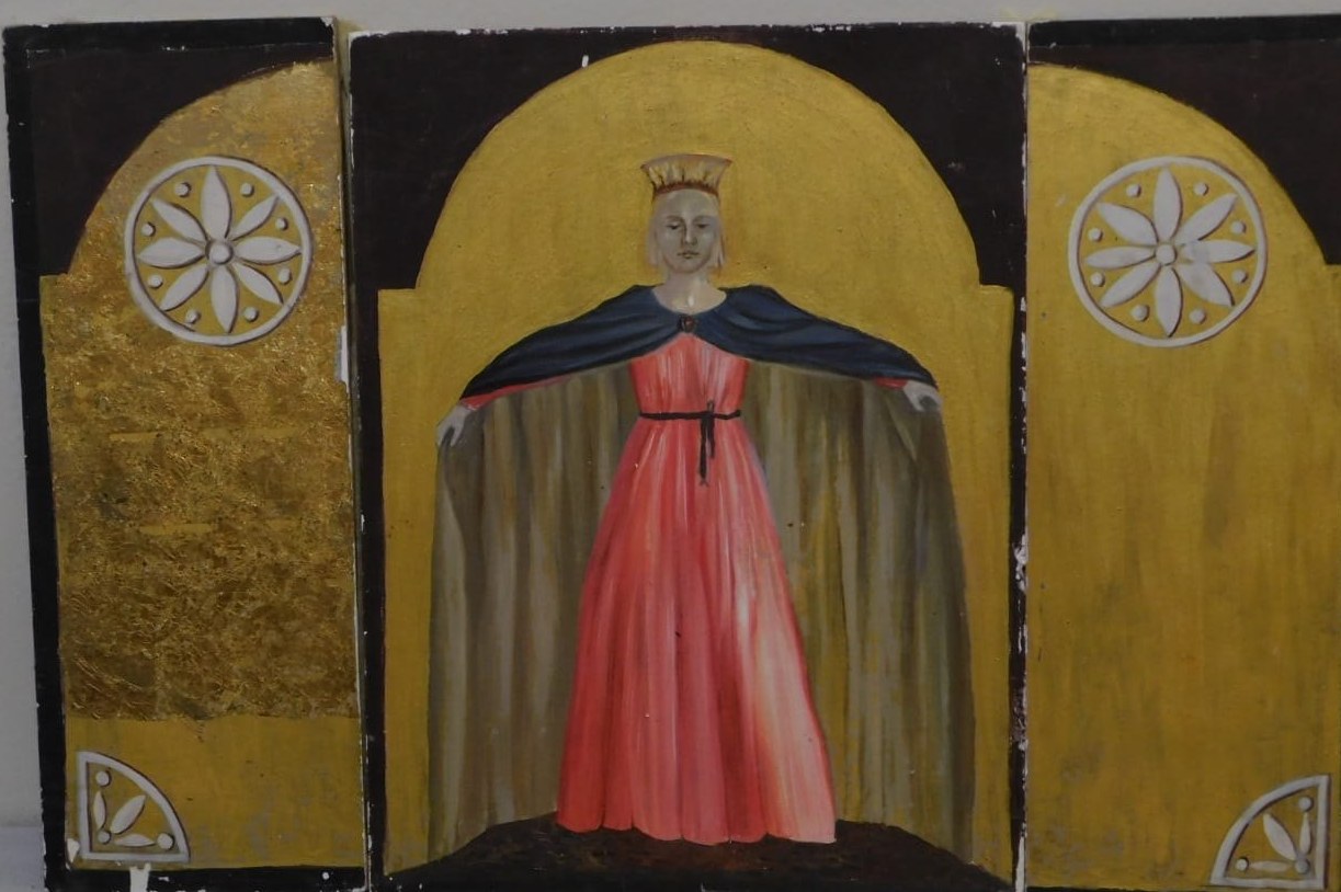 Trittico con figura in veste rossa di Jacqueline Enkelaar-Ashdown